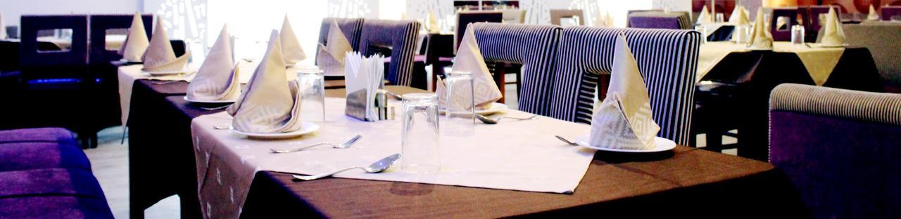 Grace Hotel Karnal Ngoại thất bức ảnh
