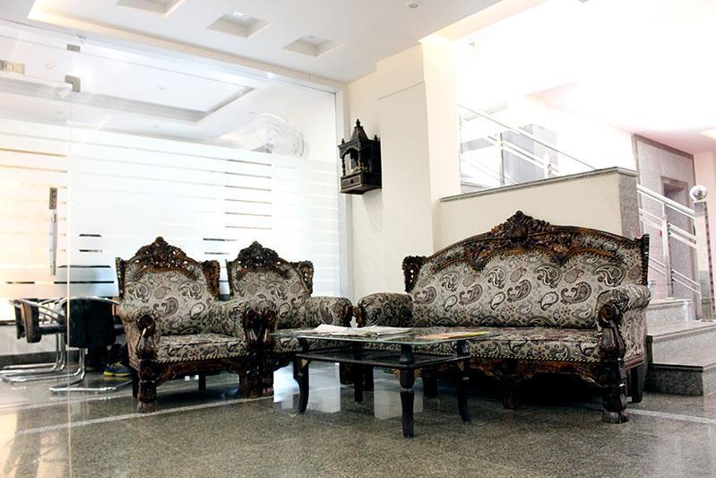 Grace Hotel Karnal Ngoại thất bức ảnh